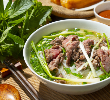 Vì sao Phở Thăng Long Hà Nội được gọi là quán phở ngon Trần Não?