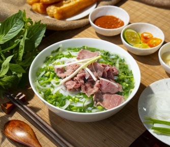 Phở Tái Gân