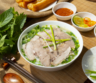 Phở Tái Nạm Gân